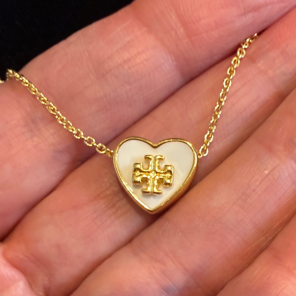 Tory Burch Gold Heart Pendant Necklace - Picture 4 of 4